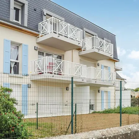 Appartement Awesome In Quay Portrieux